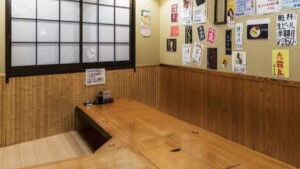 居酒屋よろづや寅一（居酒屋）